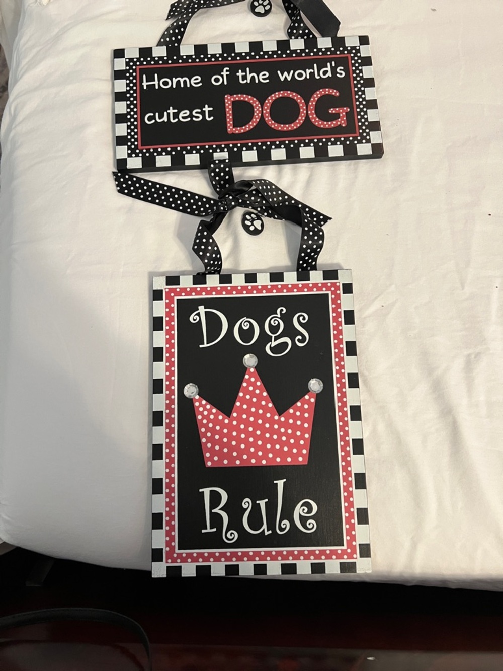 Black and Red 'Dogs Rule' Decorative Pet Signs
